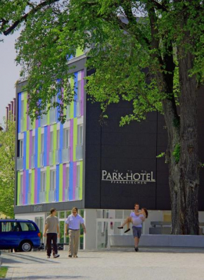 Отель Parkhotel Pfarrkirchen  Пфаркирхен